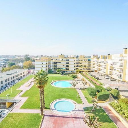 Amazing Private Room In Apartment With Sea Beach View - Pool - Park - Private Condominium - Access To The Beach 오이라스 외부 사진