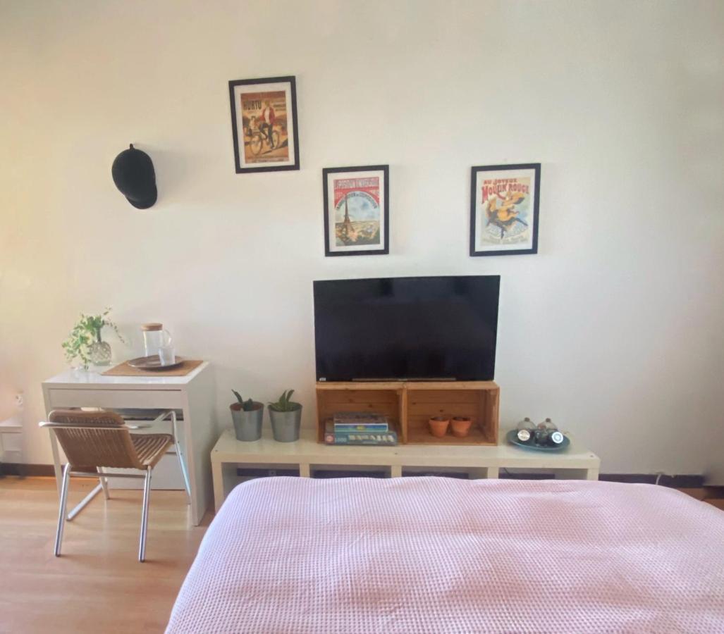 Amazing Private Room In Apartment With Sea Beach View - Pool - Park - Private Condominium - Access To The Beach 오이라스 외부 사진