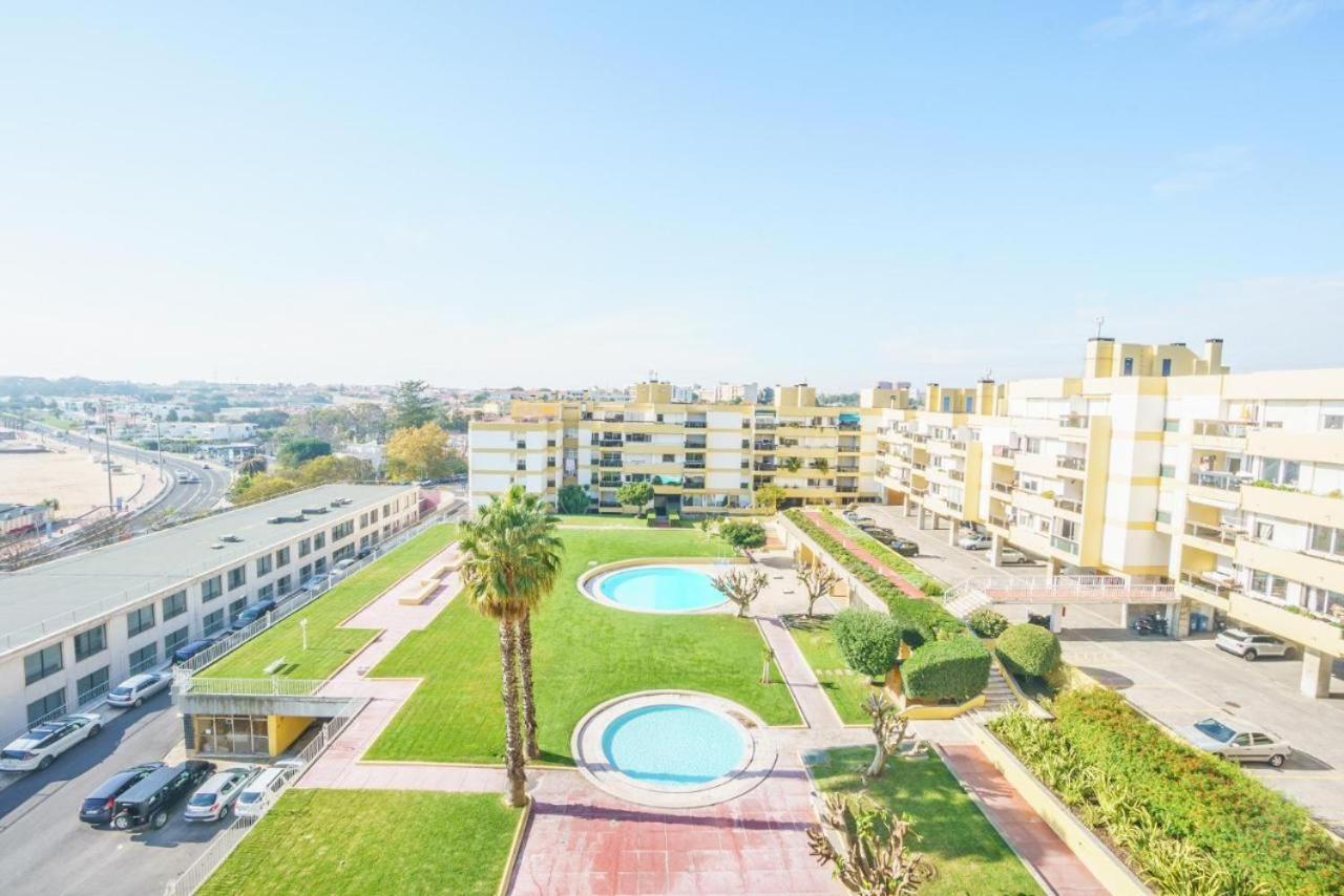 Amazing Private Room In Apartment With Sea Beach View - Pool - Park - Private Condominium - Access To The Beach 오이라스 외부 사진
