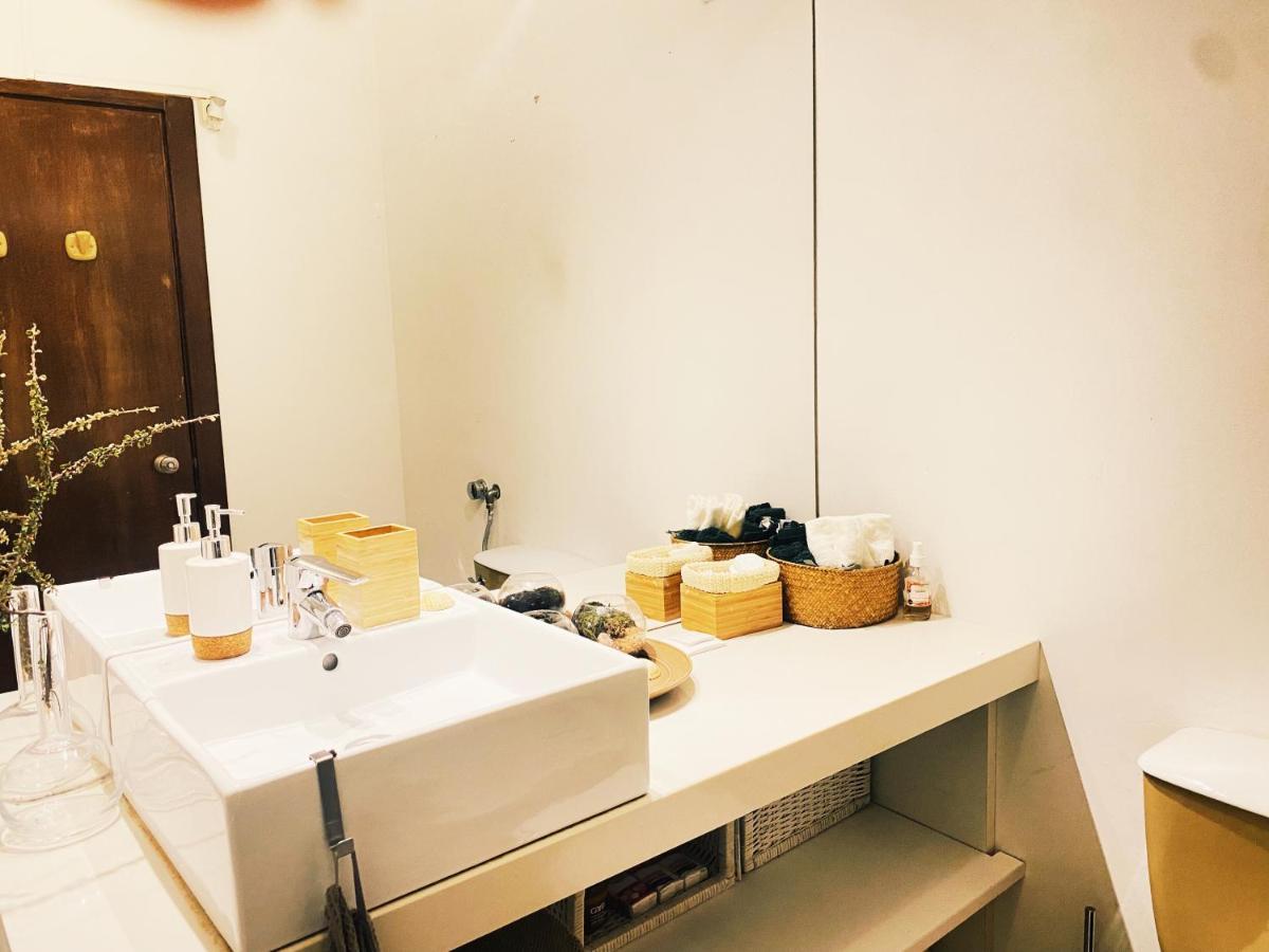 Amazing Private Room In Apartment With Sea Beach View - Pool - Park - Private Condominium - Access To The Beach 오이라스 외부 사진